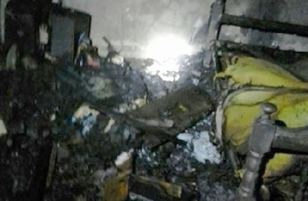 Un muerto y un herido grave al incendiarse una casa