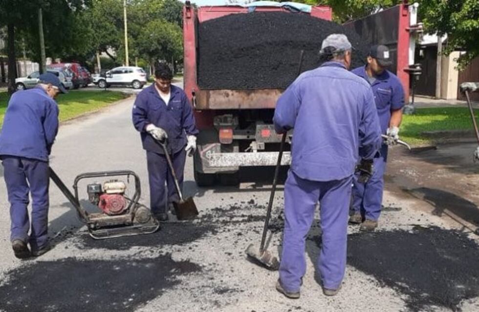 Lanzan plan de bacheo aunque aclaran que "no es lo que el vecino pretende"