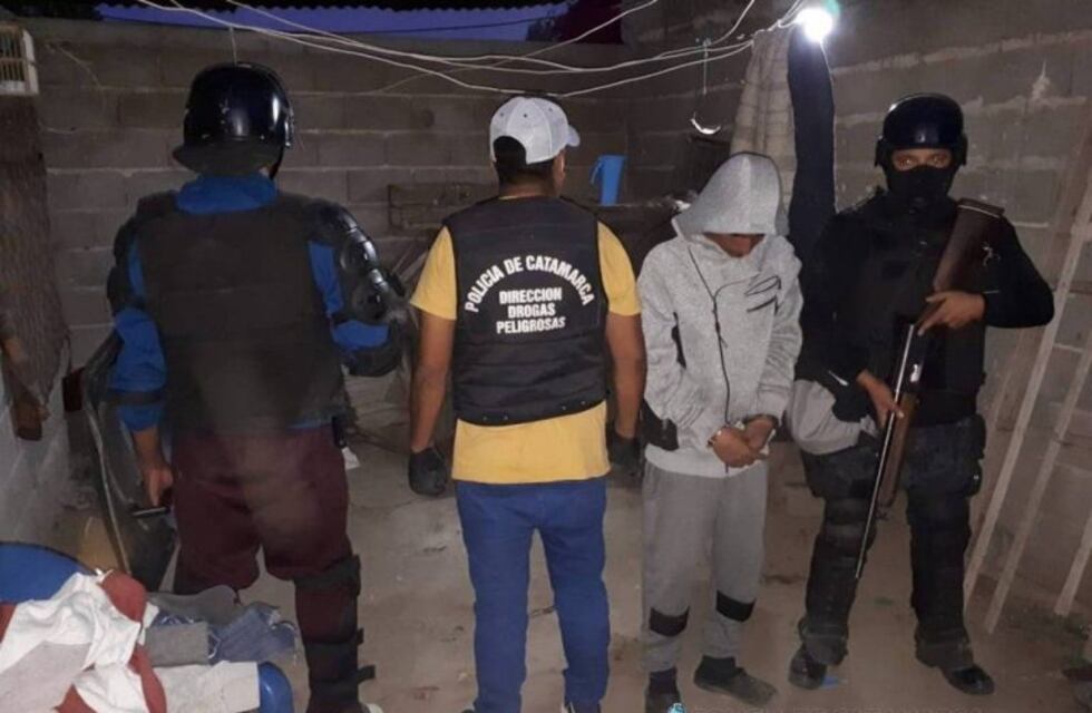Pomán: Secuestran un Kilo de Marihuana y detienen a un hombre
