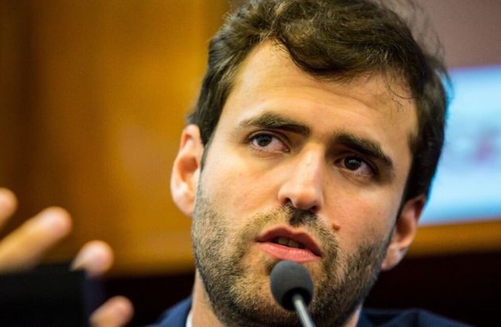 El ministro Estrada podría acompañar la fórmula de Sergio Leavy en las PASO provinciales
