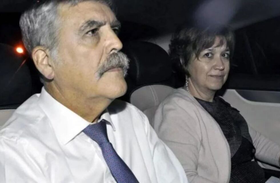 Los cuadernos de las coimas: investigan a la familia de Julio De Vido