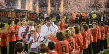 DYN307, BUENOS AIRES 01/07/2017, DESPEDIDA DE FERNANDO CAVENAGHI EN EL ESTADIO MONUMENTAL\u002E FOTO: DYN/JAVIER BRUSCO\u002E