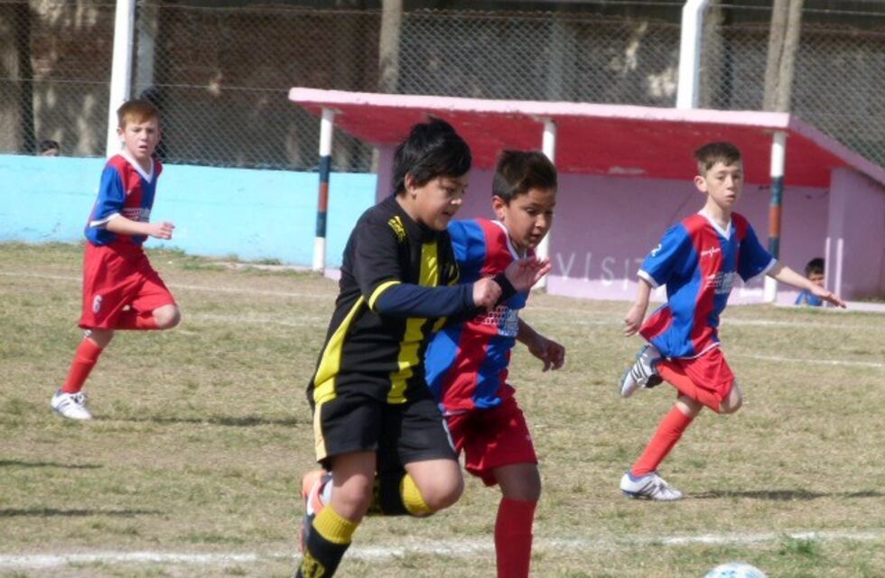 Los más chicos definen sus torneos