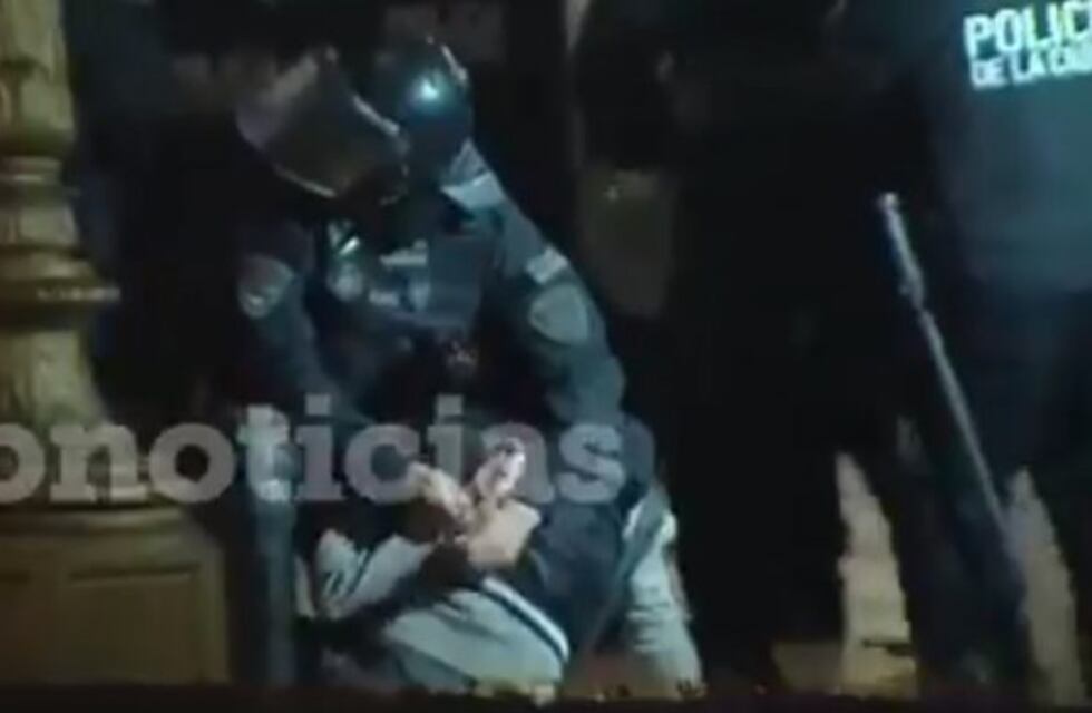 Incidentes en Plaza de Mayo tras la marcha de universitarios