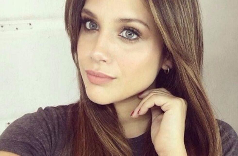 Barbie Vélez debutó como cantante con un videoclip muy sensual