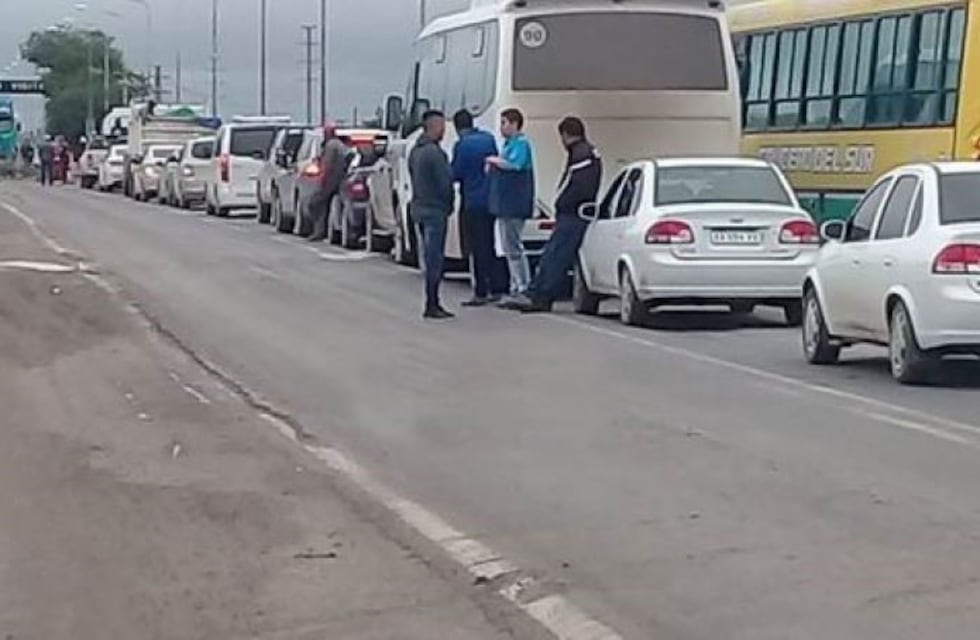 Cortaron la ruta nacional N°11 porque quieren asado y chorizo para Navidad y Año Nuevo