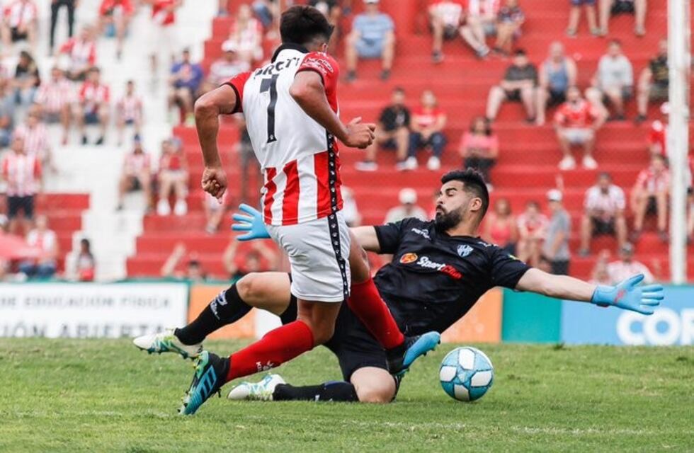 Instituto le ganó a Almagro e hizo su parte para acceder a la Copa Argentina