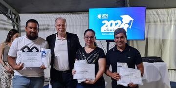 UTN FRRa realizó el 12º Acto de Colación del Bachillerato para Adultos