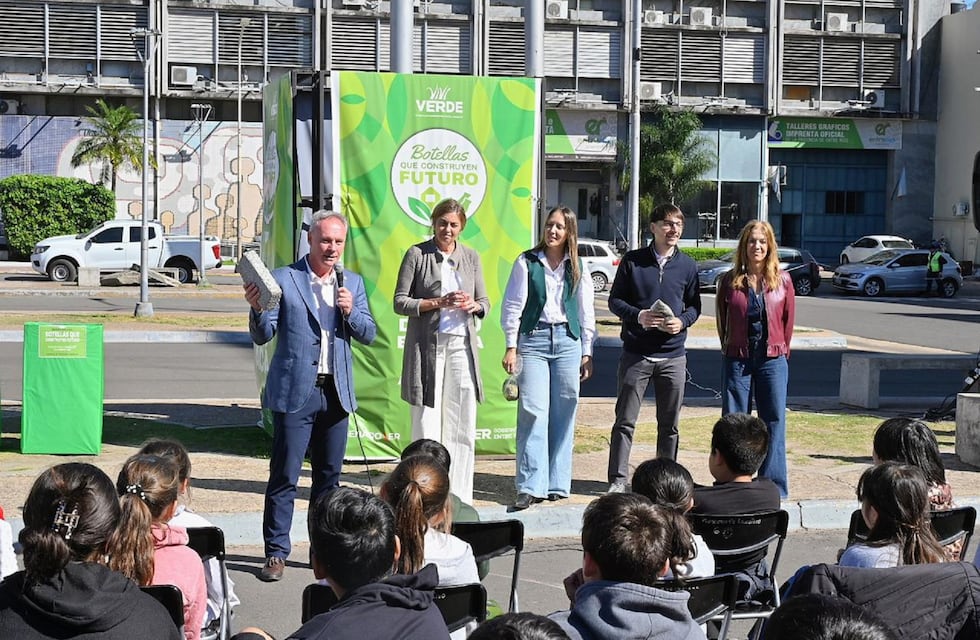 La campaña “Botellas que Construyen Futuro” superó el millón de envases recolectados