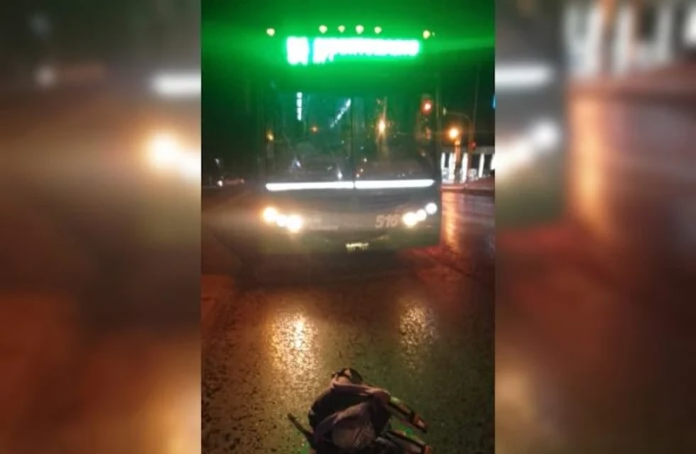 Hombre fue arrollado por un colectivo sobre la avenida Quaranta de Posadas