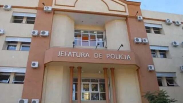 Policía fue separado de la fuerza por haber participado de una pelea de gallos en Tobuna.