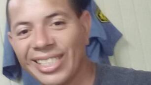 El subinspector de policía, Leoncio Bermúdez (40), fue asesinado de dos balazos en Rosario.