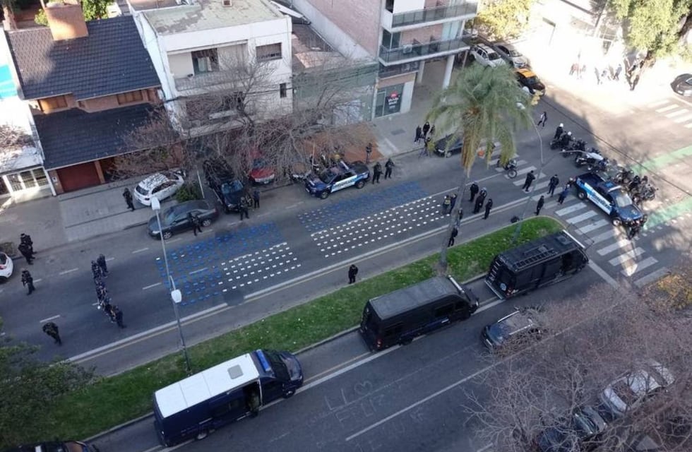 Secuestran cargamento de 400 kilos de cocaína de máxima pureza valuado en u$s10 millones