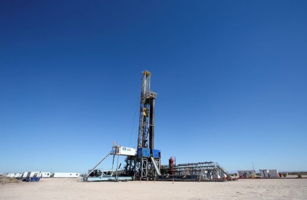 En agosto creció la producción de petróleo y cayó la de gas en Neuquén