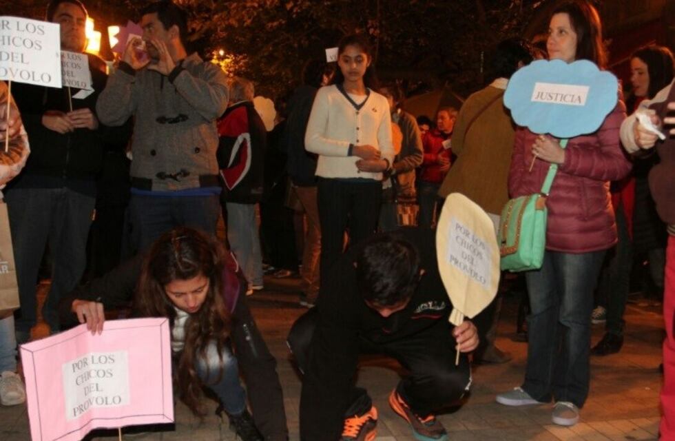Nueva marcha por los niños abusados por curas en el Próvolo
