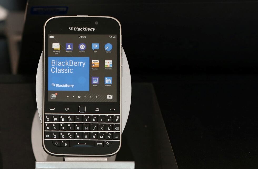 BlackBerry confirmó que dejará de fabricar smartphones
