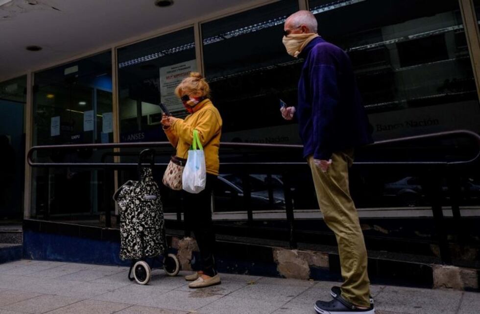 La Municipalidad pide que cuando se salga a la calle se use barbijo