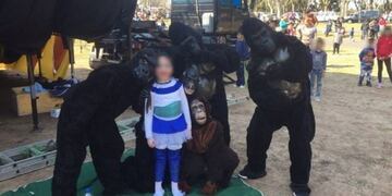 Los niños estuvieron más despiertos que algunos vecinos para disfrutar de los animadores\u002E (Archivo)