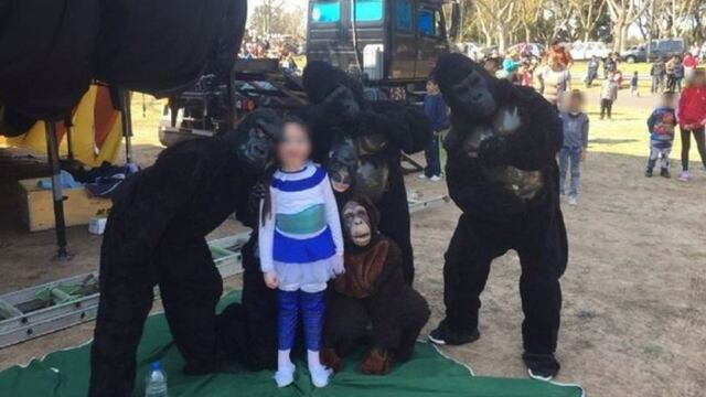 Los niños estuvieron más despiertos que algunos vecinos para disfrutar de los animadores\u002E (Archivo)