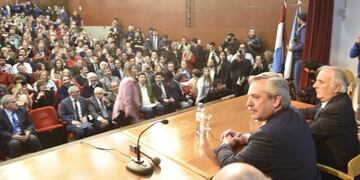 Alberto Fernández en la Universidad Nacional de Córdoba en el marco del ciclo Diálogos Políticos\u002E