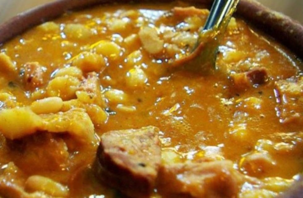Preparar un locro para 10 personas saldrá $ 450