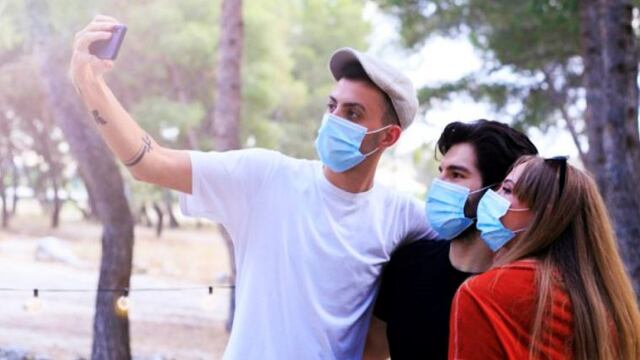 Se permitirían las reuniones sociales para el Día del Padre (APN)