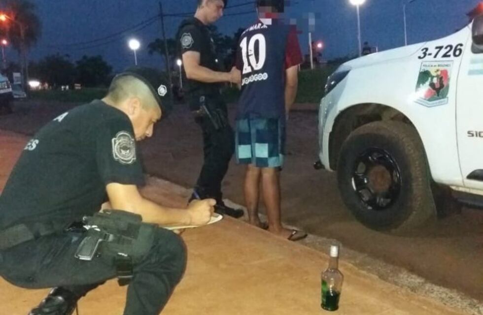 Amenazó de muerte a su madre, agredió a policías y daño su vivienda