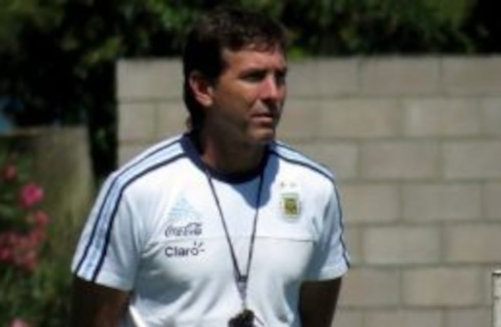 Úbeda dio a conocer la lista de 23 futbolistas que disputarán el Sudamericano Sub 20 de Ecuador