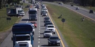 Trágico choque múltiple en la ruta 11: un muerto y tres heridos