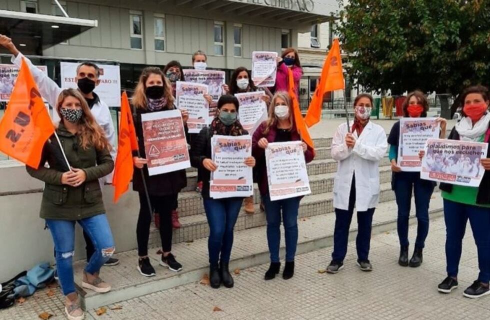 Santa Fe amplía alcance del bono para personal sanitario y descontará por paro