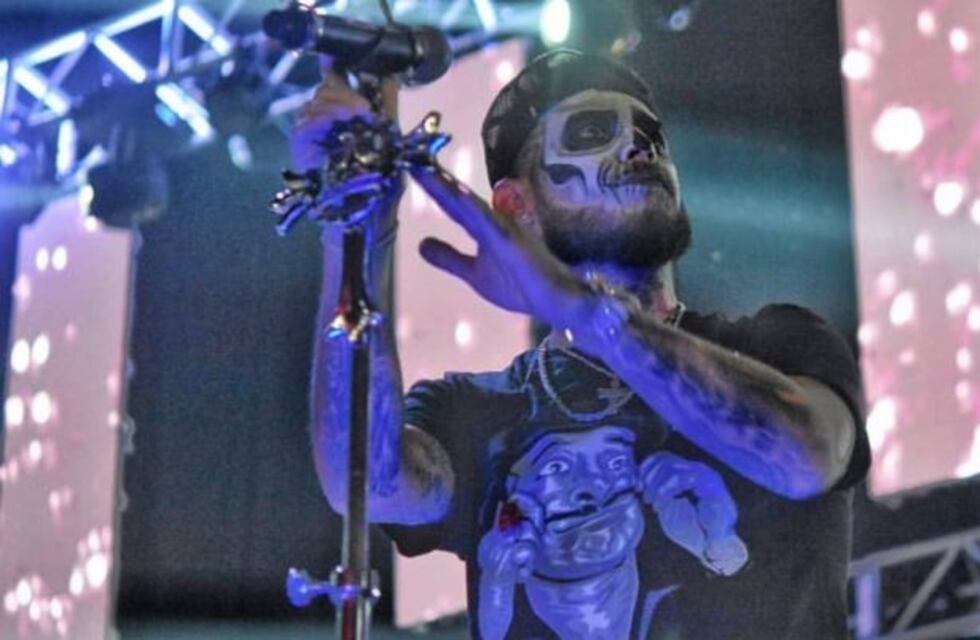 Ulises Bueno hace su baile del recuerdo, en Súper Deportivo