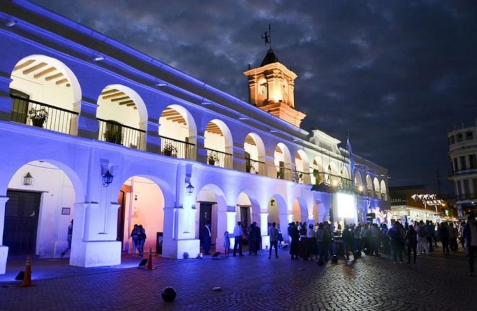 Este jueves no te pierdas el Cabildo iluminado de azul