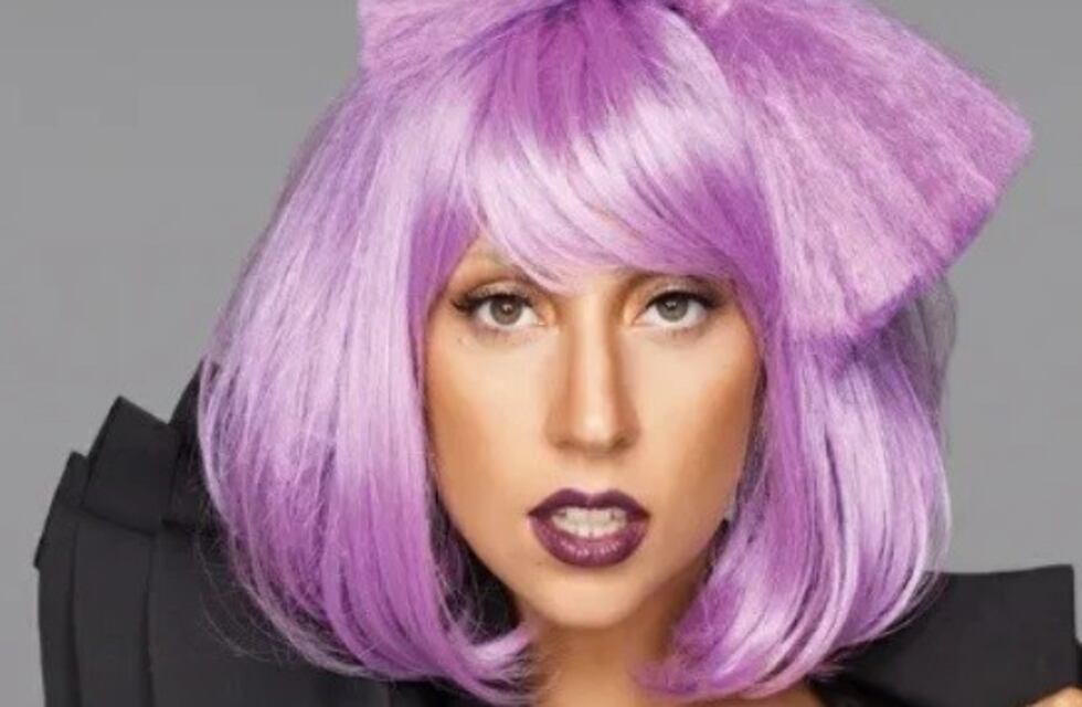 Malva y lila: los nuevos colores favoritos de las celebridades