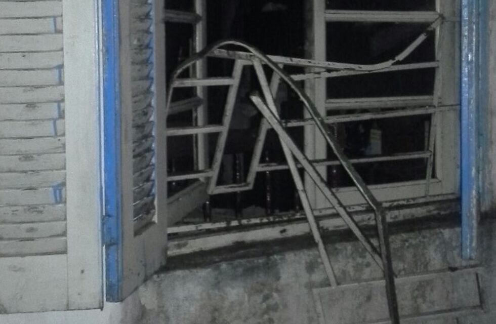 Murió un hombre tras el incendio de su casa en Villa Gobernador Gálvez