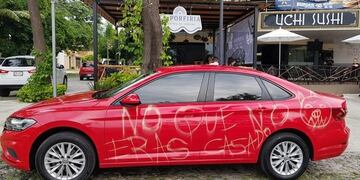Auto pintado (Foto: La Porfiria)