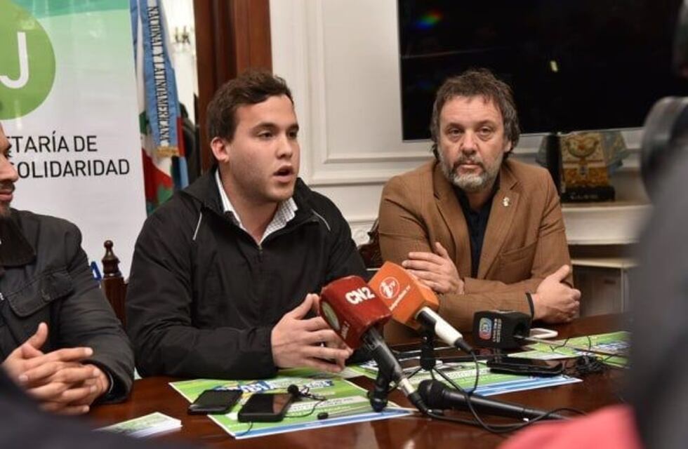 Lanzamiento de la gran Rifa Estudiantil