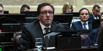 Senador Guillermo Guastavino\nCrédito: Senado Nacional