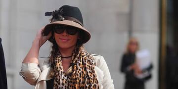 LA PLATA 28/05/14, ESTA MAÑANA, KARINA OLGA JELINEK SE PRESENTO COMO TESTIGO EN LOS TRIBUNALES FEDERALES PLATENSES, EN EL MARCO QUE SE INVESTIGA A SU EX ESPOSO POR EVASION DE IMPUESTOS\u002E \r\nFOTO:DYN/JAVIER BRUSCO\u002E la plata Karina Jelinek modelo declaracion en los tribunales de la plata caso leo fariña evasión fiscal agravada e insolvencia fiscal fraudulenta ex esposa declaracion