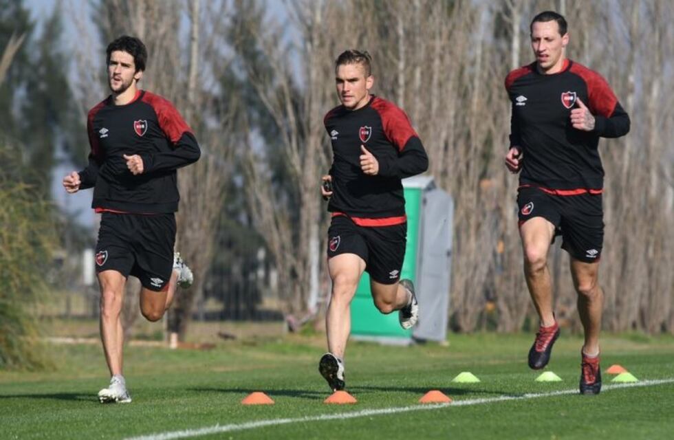 Newell's presentó a Albertengo y Lema