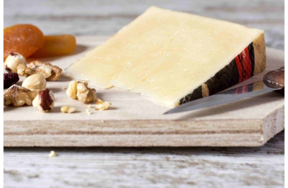 Cómo hacer la tabla de quesos perfecta en tres pasos