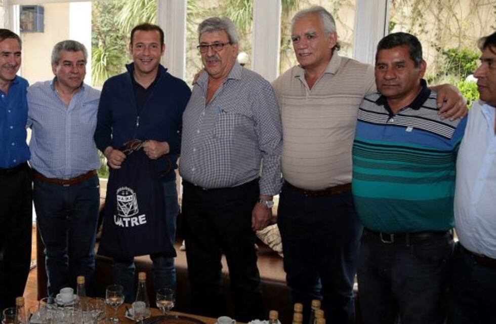 Gutiérrez firmó convenio para mejoras en las condiciones de los trabajadores de Uatre