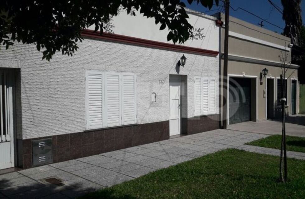 Golpearon salvajemente a una anciana para robarle