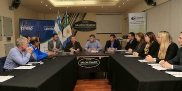 Peppo encabezó la reunión con el Cones junto a funcionarios provinciales\u002E (Prensa Gobierno)