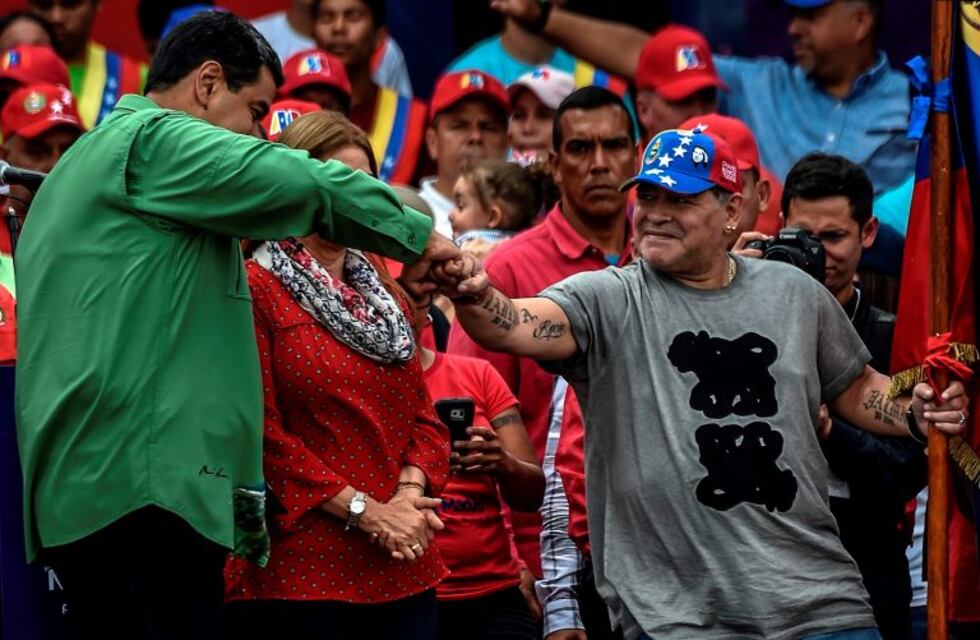 Diego Maradona manifestó su apoyo a Nicolás Maduro