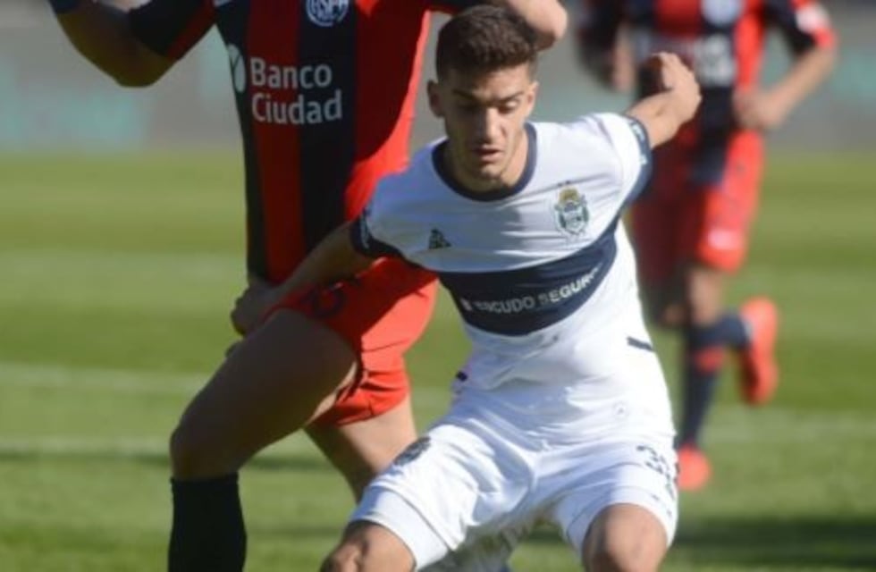 Gimnasia le cerró la puerta a Independiente por Melluso