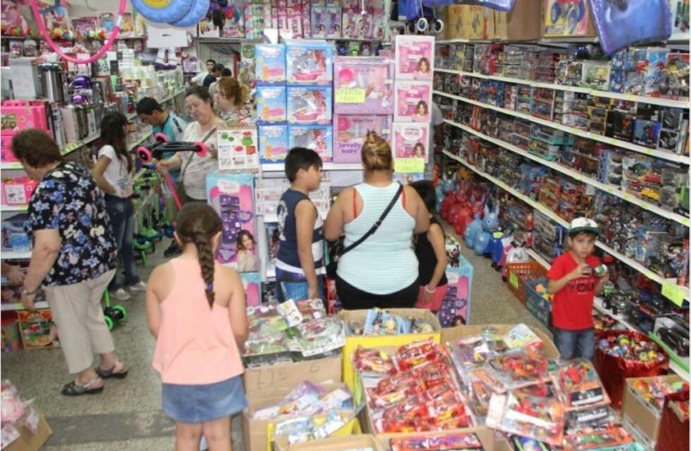 Alivio en el comercio sanjuanino porque repuntaron las ventas para Reyes