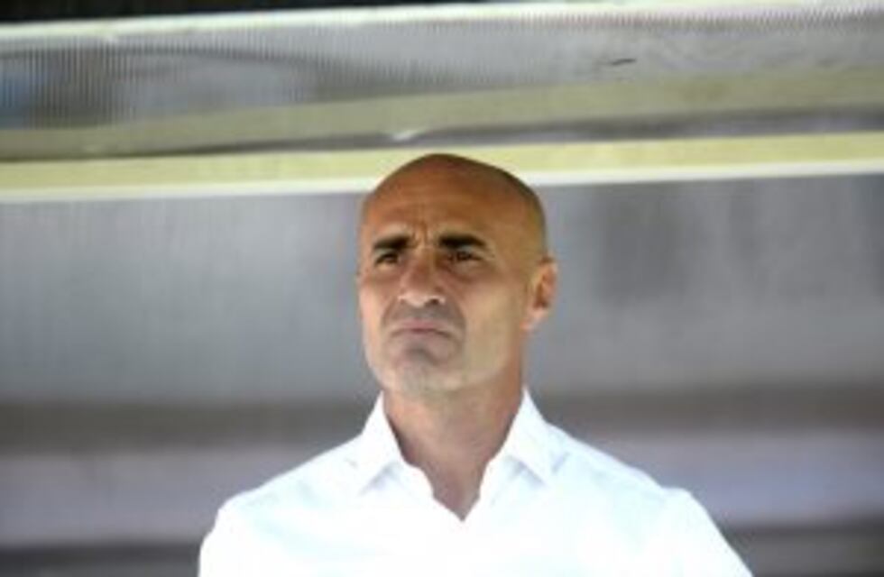 Central irá a la carga por Paolo Montero este lunes mientras Independiente también lo espera