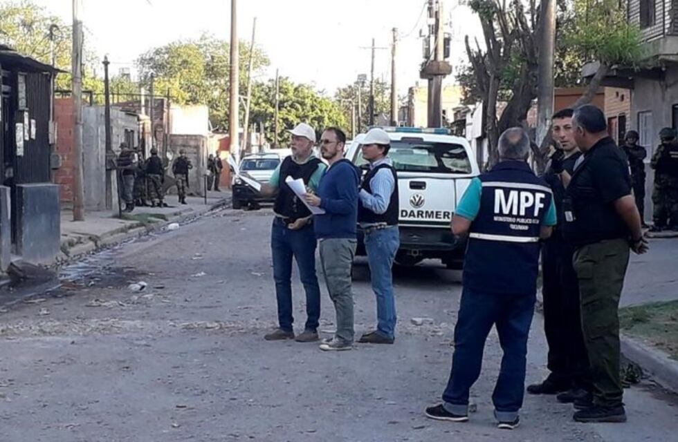 Efectivos policiales realizaron allanamientos para esclarecer el asesinato del agricultor en San Cayetano