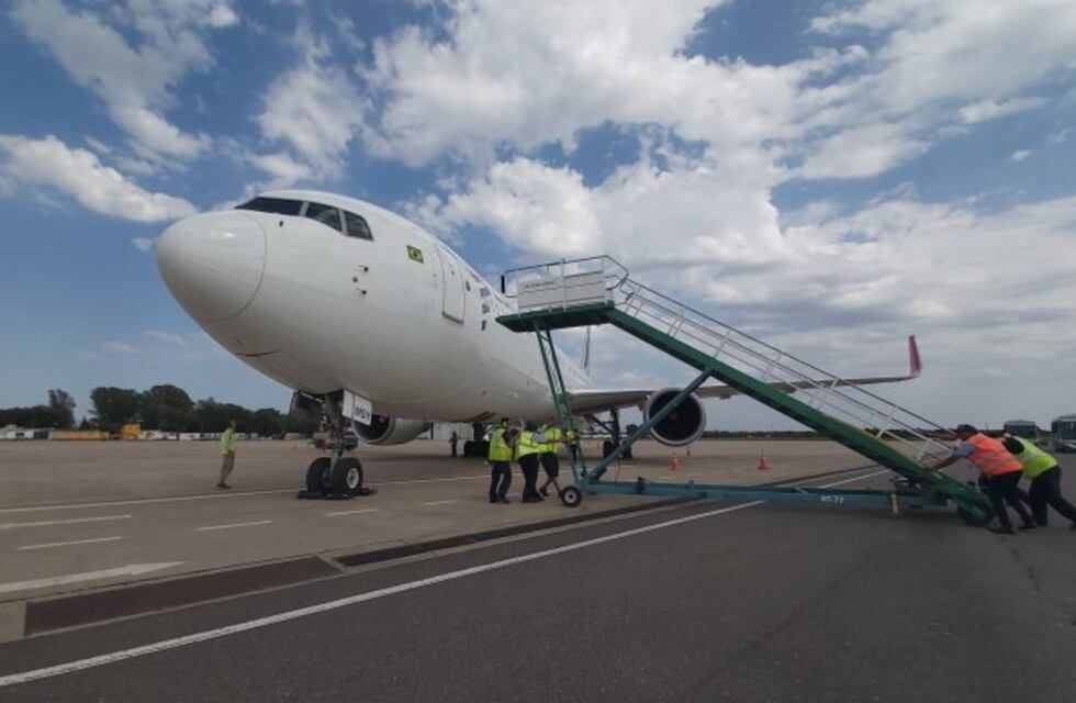Asamblea de los trabajadores del Aeropuerto Córdoba contra el vuelo a Malvinas