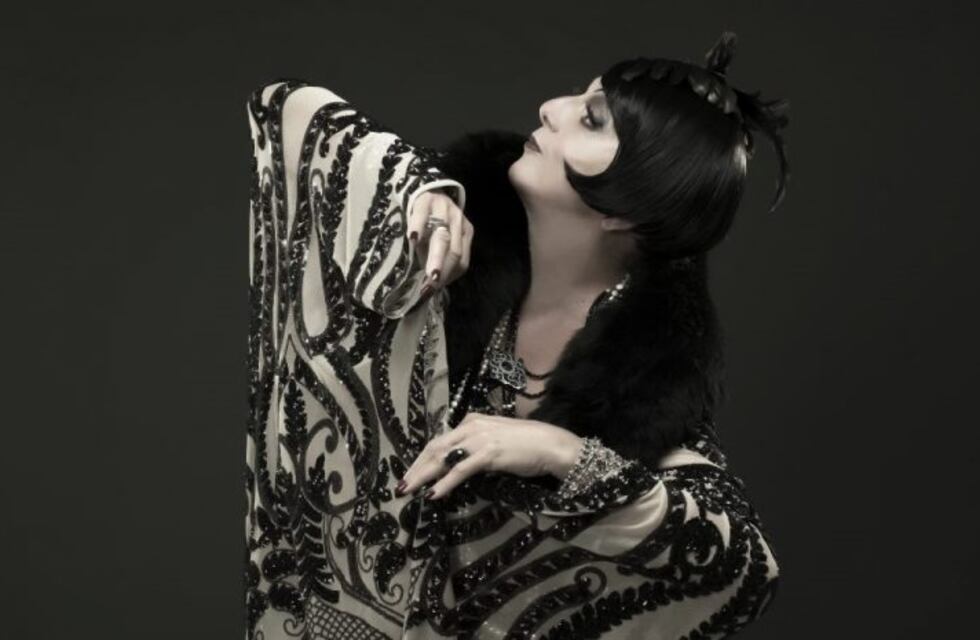 Tras el accidente vuelve Pepe Cibrián con "La Dama de las Rosas"